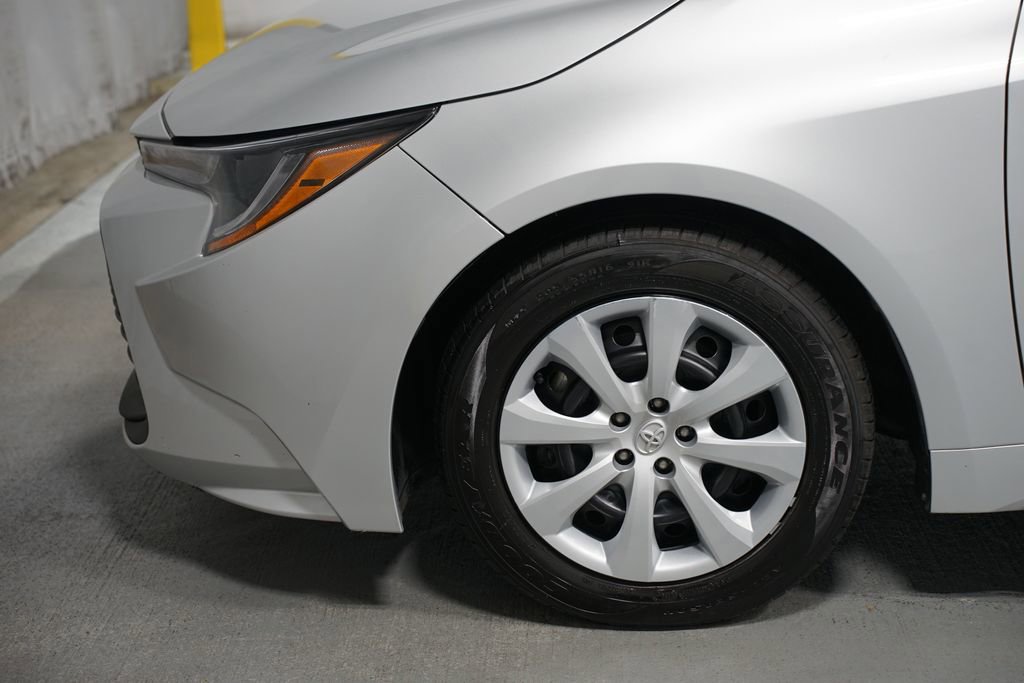 Certified 2024 Toyota Corolla LE image 5