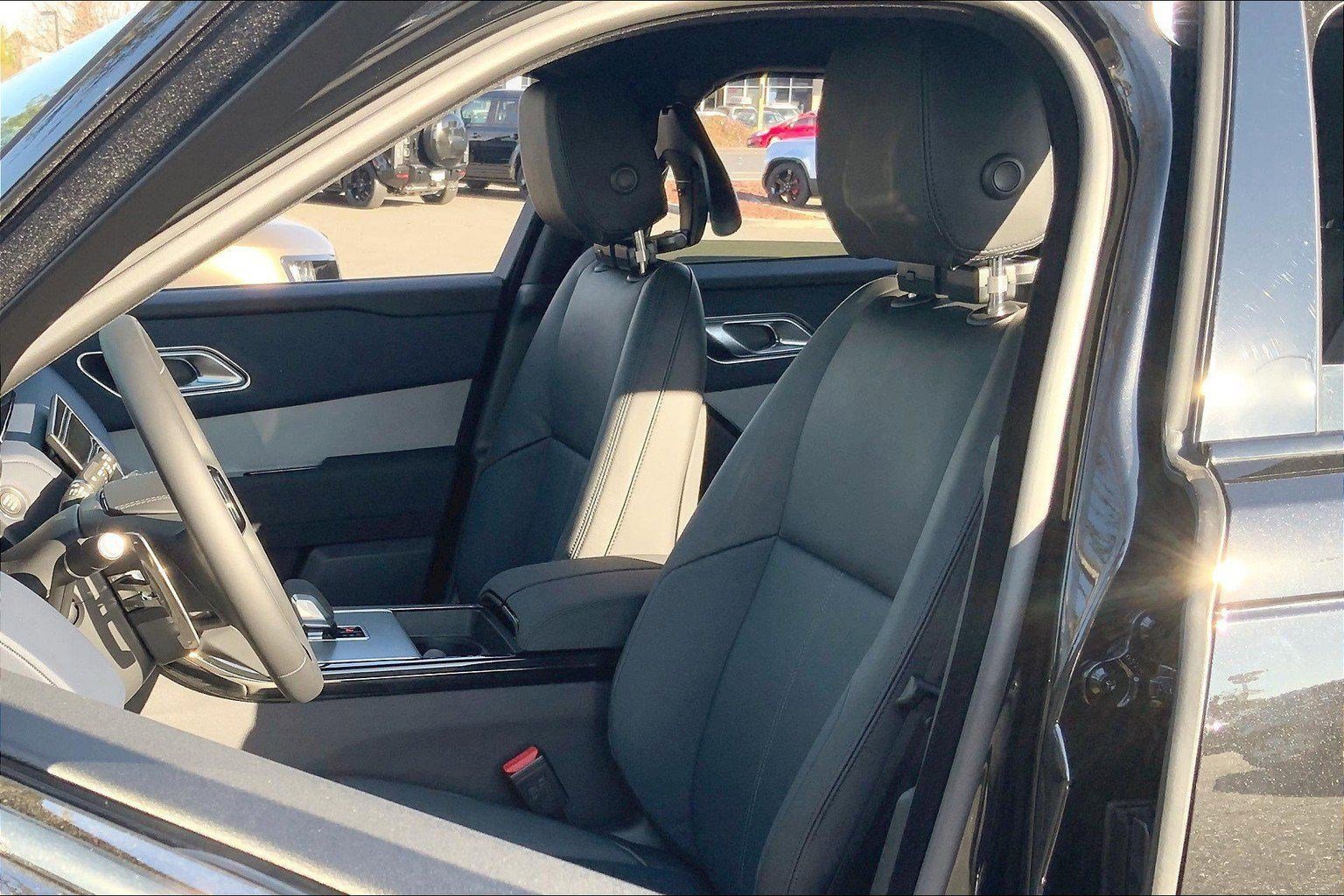 New 2025 Land Rover Range Rover Velar S AWD/4WD image 3