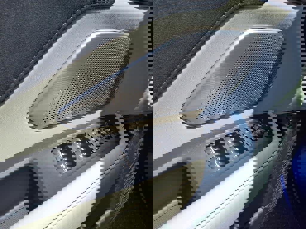 Used 2025 Acura RDX A-Spec image 14