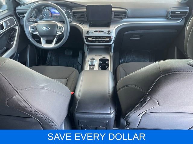 Used 2024 Ford Explorer XLT RWD image 14