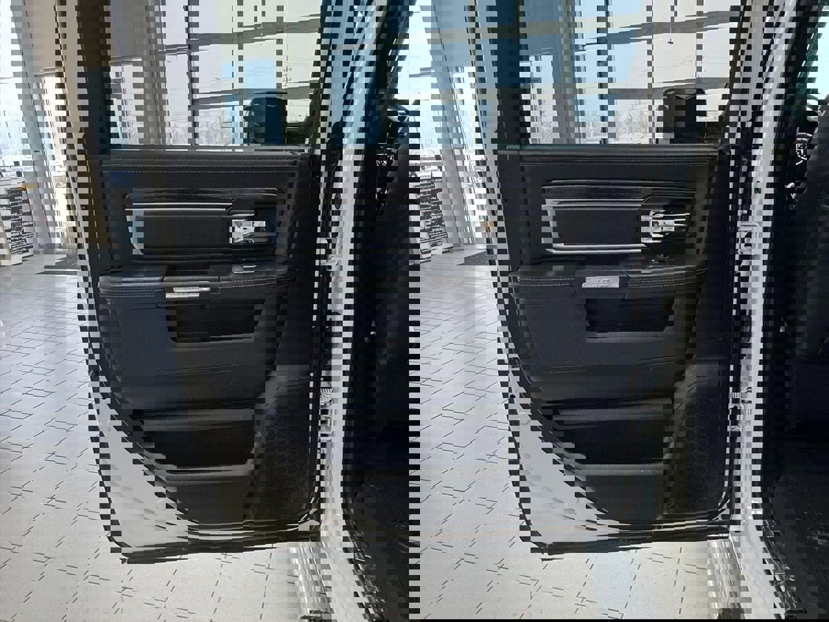 Used 2016 RAM 1500 Limited image 44