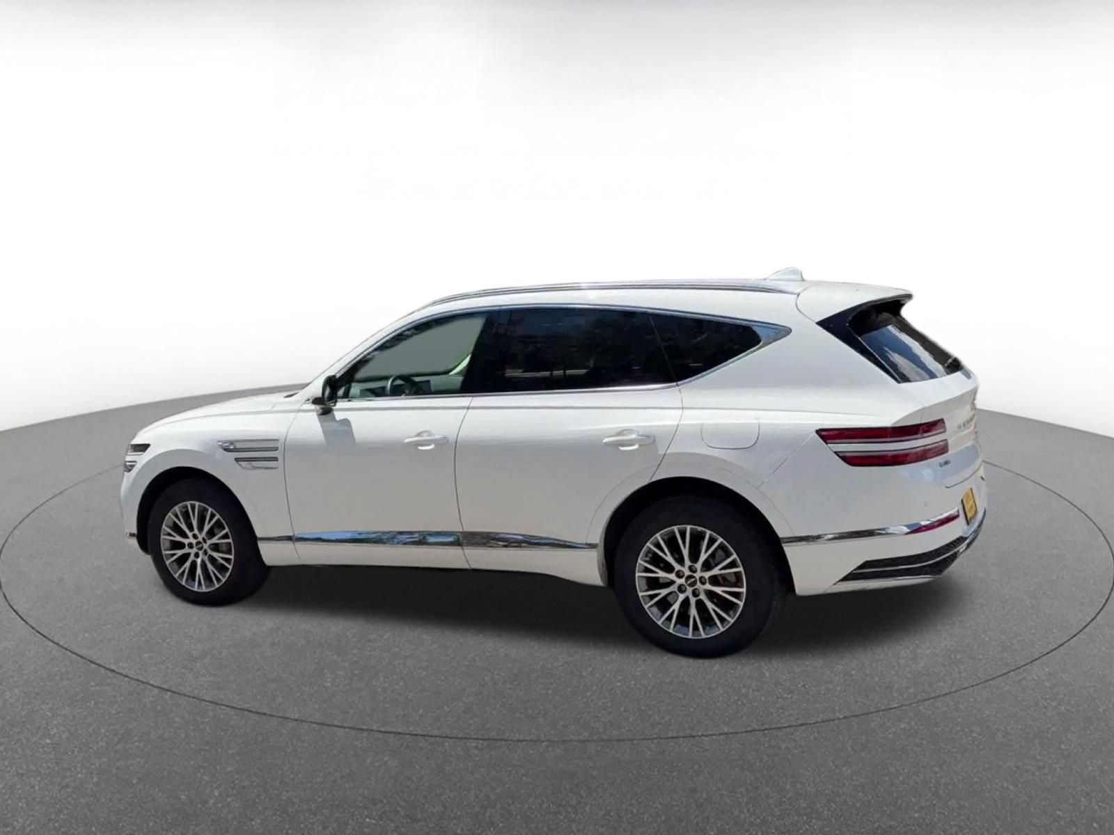 Used 2026 Genesis GV80 2.5T AWD/4WD image 9