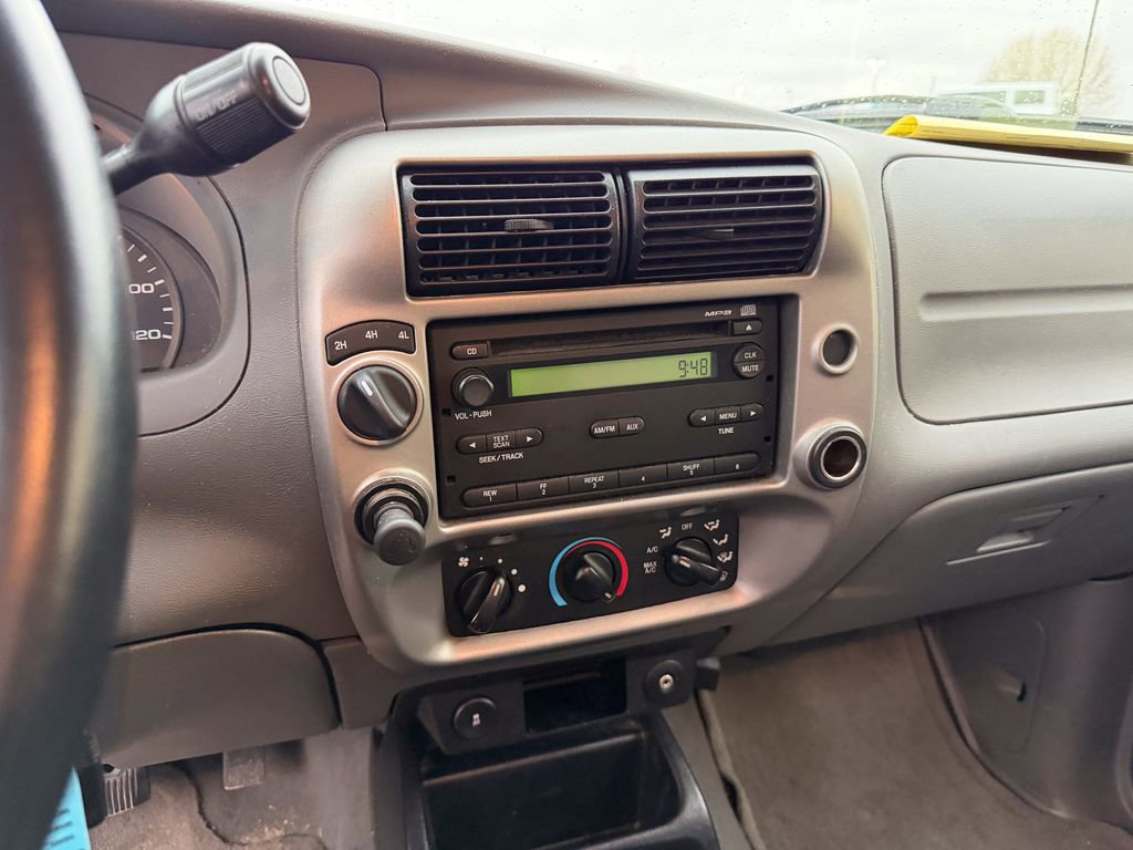 Used 2010 Ford Ranger XLT image 14
