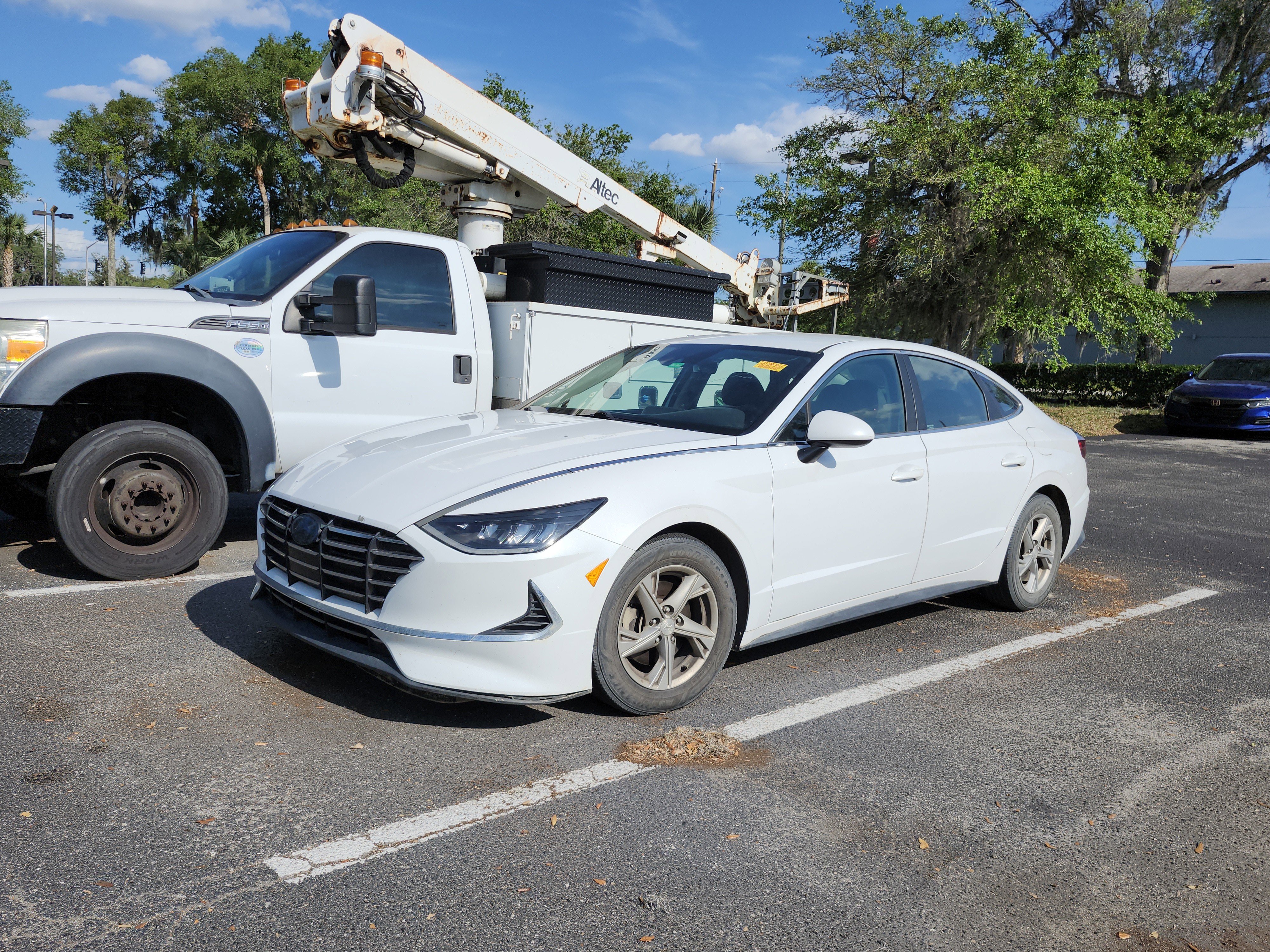 Used 2020 Hyundai Sonata SE w/ Cargo Package
