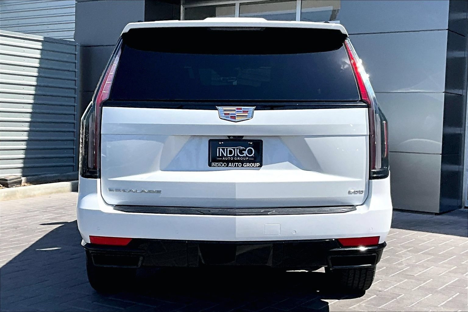 Used 2021 Cadillac Escalade ESV Sport w/ Driver Assist Tech Package AWD/4WD image 4