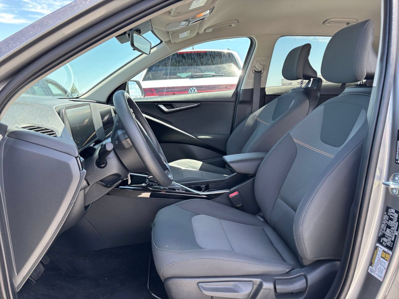 Used 2026 Kia Niro LX FWD image 23
