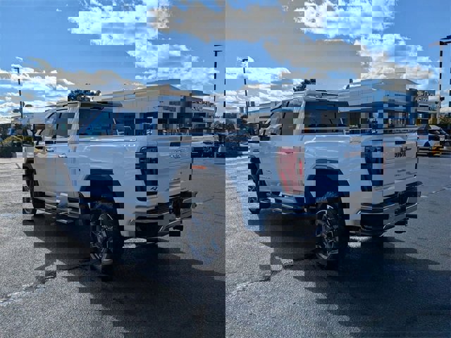 New 2026 GMC Sierra 2500 SLT w/ SLT Premium Package image 5