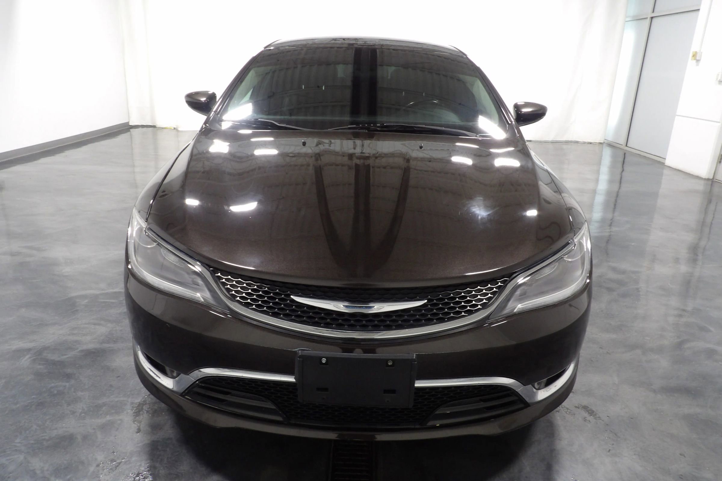 Used 2015 Chrysler 200 C w/ Navigation & Sound Group I image 2