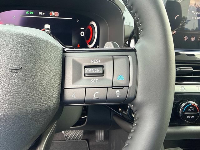 New 2026 Nissan Pathfinder SL FWD image 24