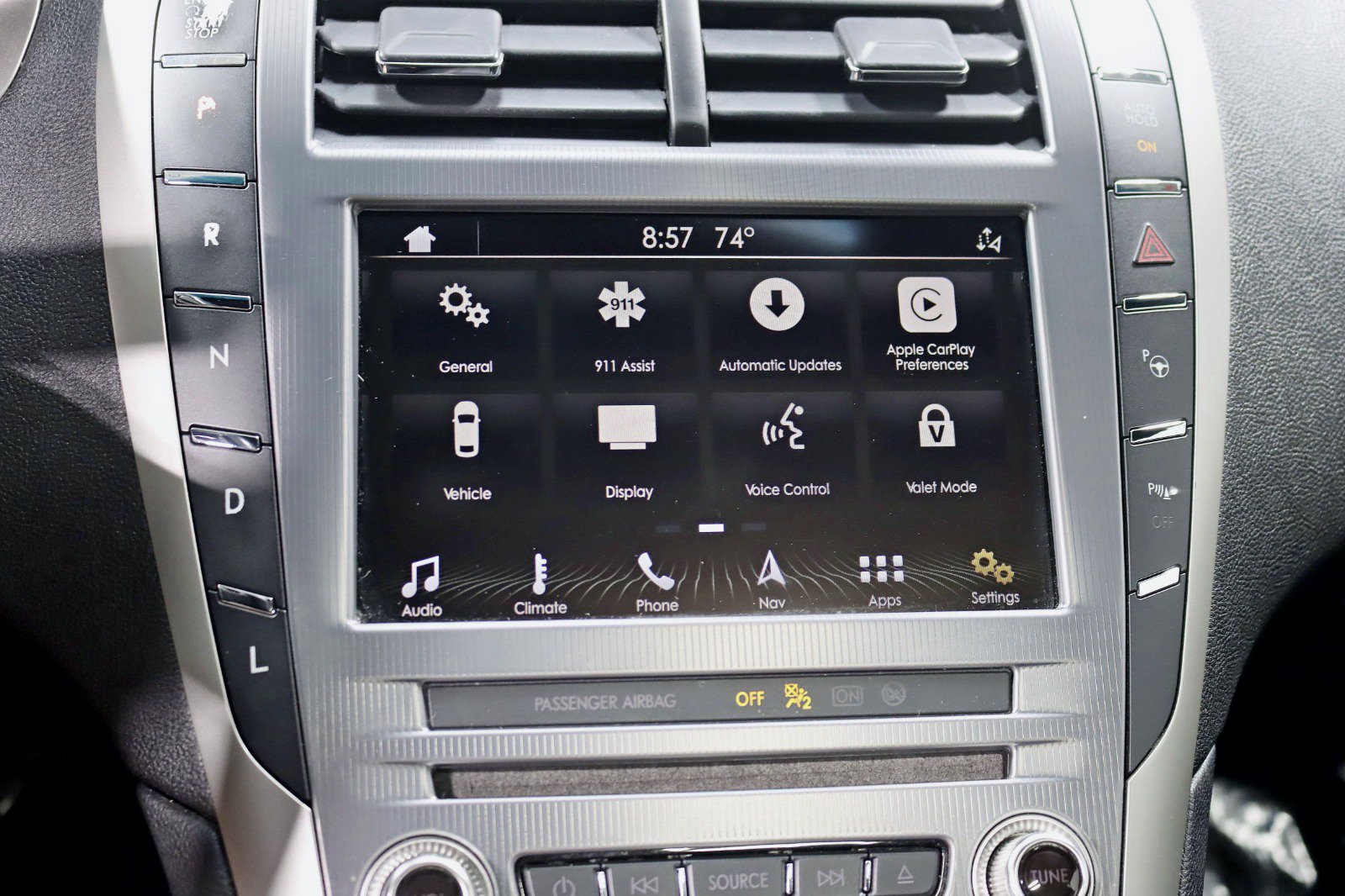 Used 2019 Lincoln MKZ Reserve FWD image 22