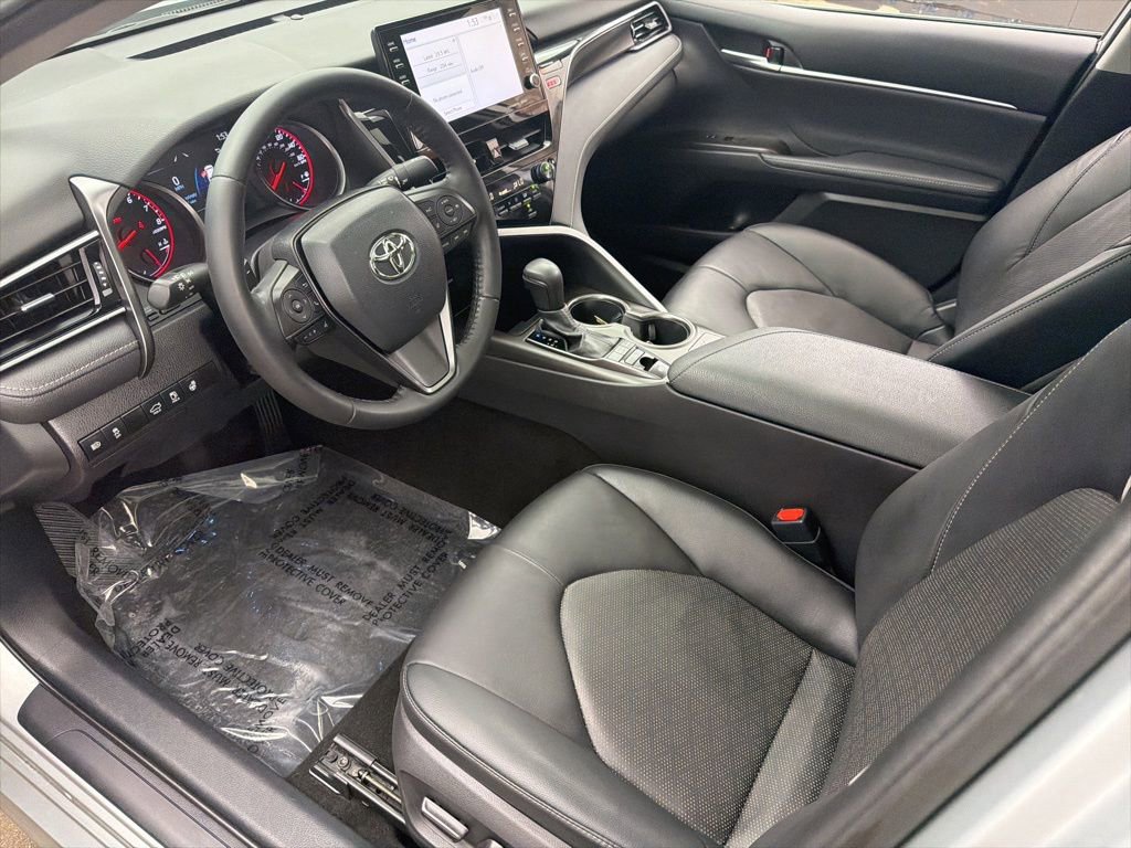 Used 2021 Toyota Camry XSE AWD/4WD image 10