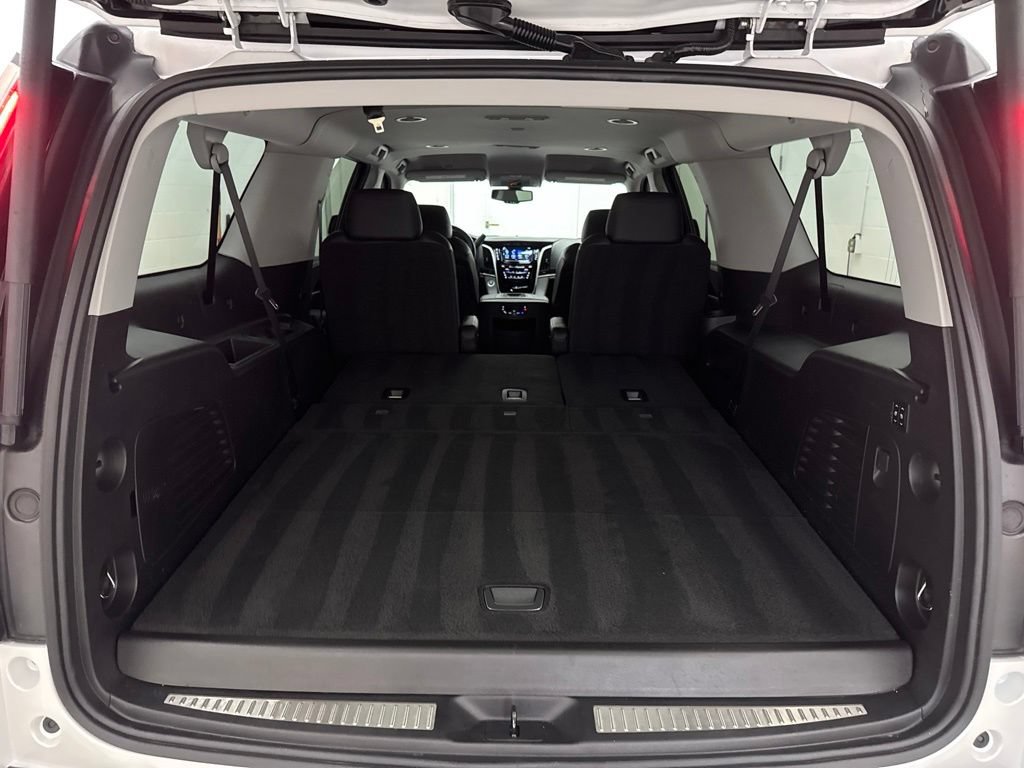 Used 2020 Cadillac Escalade ESV 4WD image 8