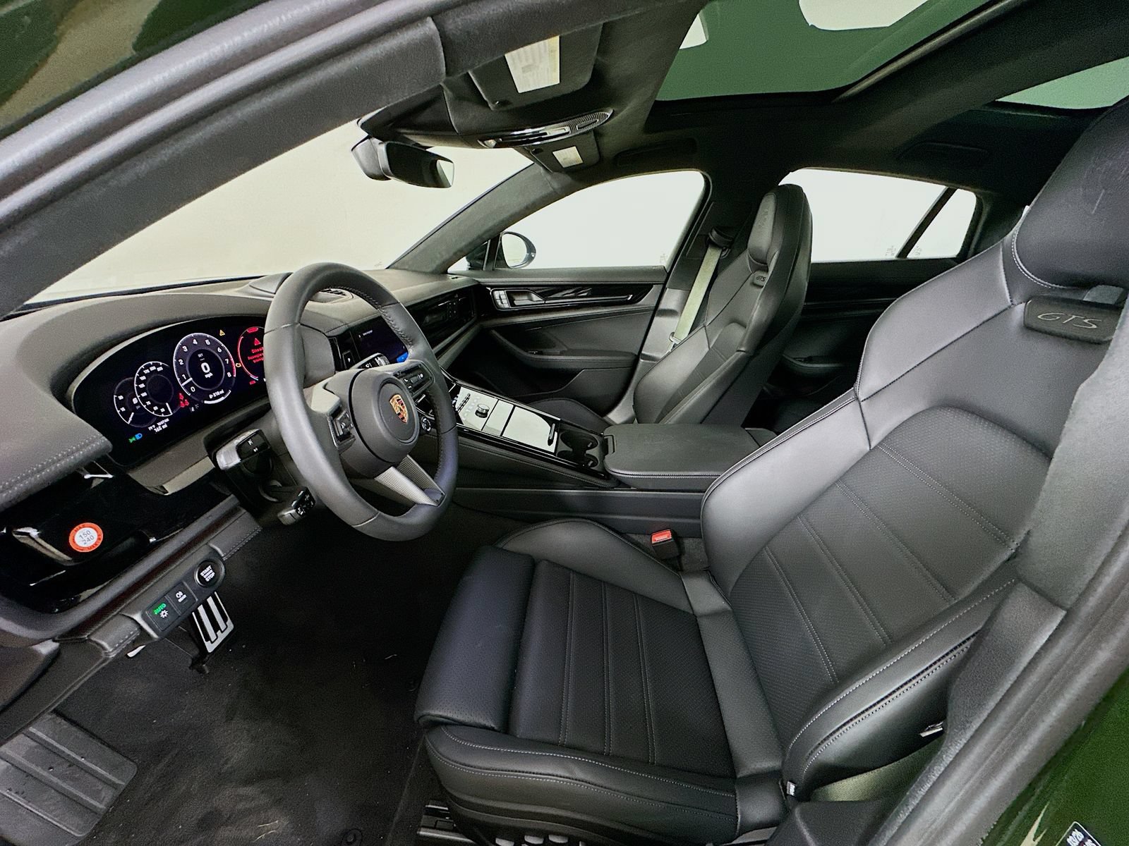 New 2026 Porsche Panamera GTS AWD/4WD image 32