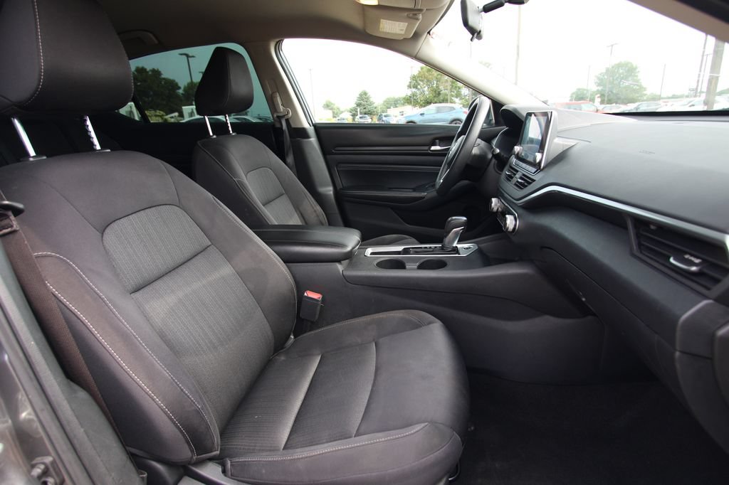Used 2020 Nissan Altima 2.5 S FWD image 8