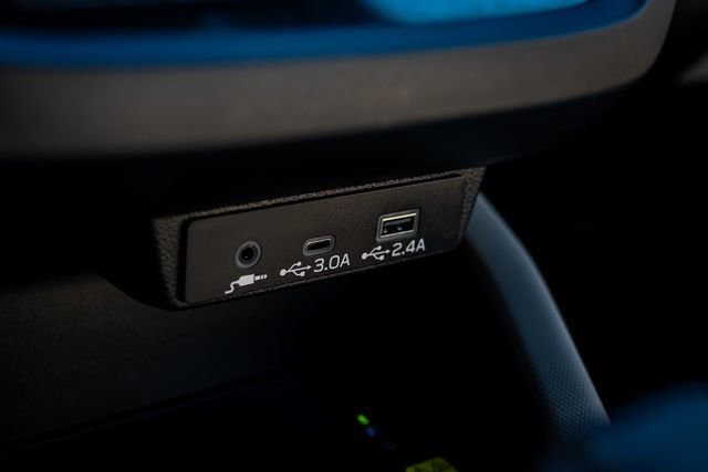 Certified 2025 Subaru Forester Premium image 36