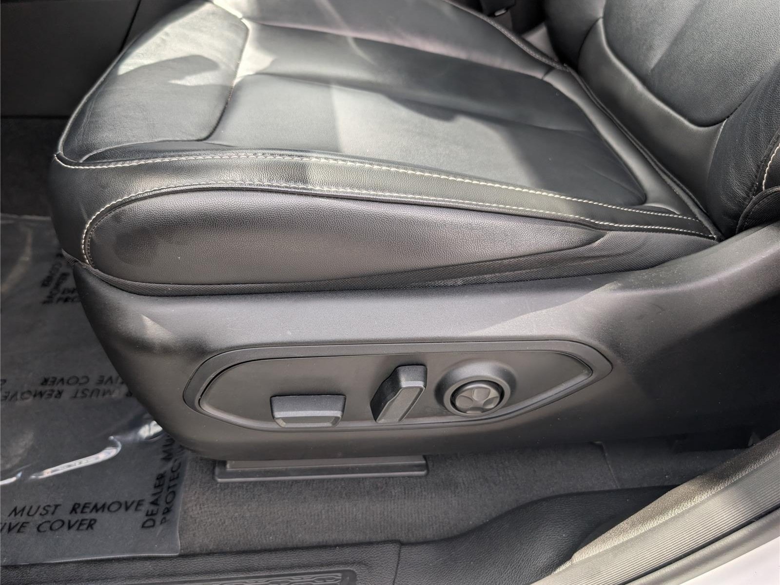 Used 2022 Jeep Grand Cherokee Limited AWD/4WD image 23