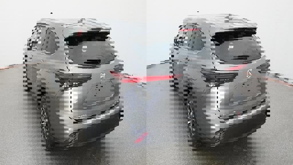 New 2026 Toyota Highlander XLE image 39