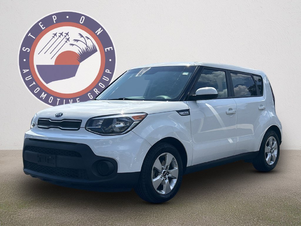 Used 2018 Kia Soul FWD image 2