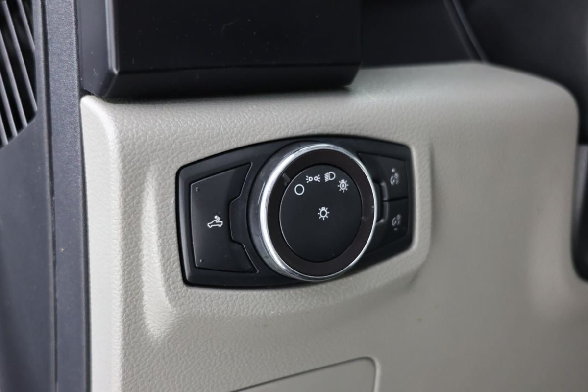 Used 2019 Ford F150 XL w/ Equipment Group 101A Mid RWD image 19