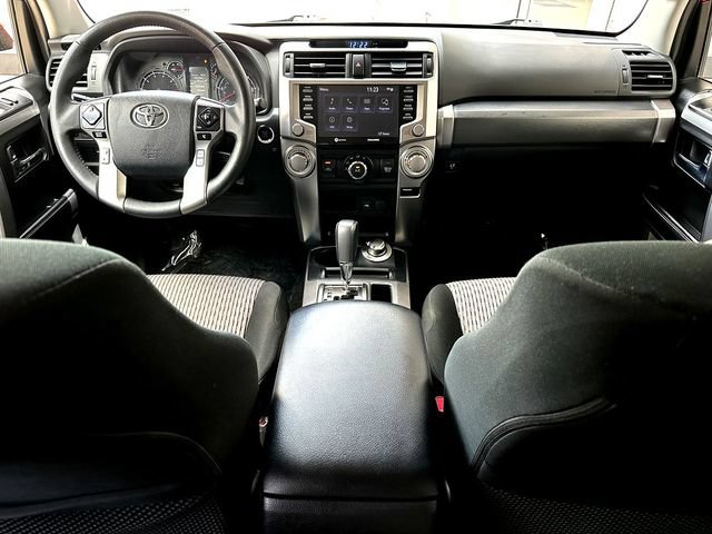 Used 2024 Toyota 4Runner SR5 AWD/4WD image 27