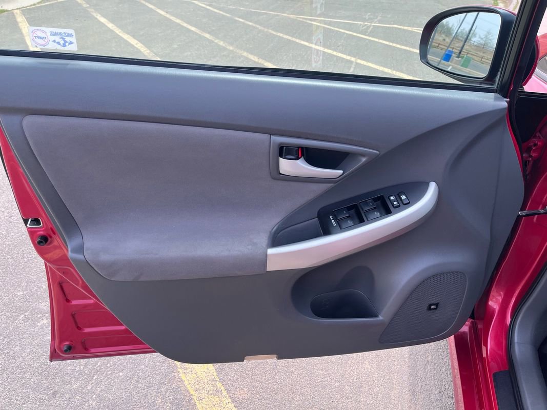 Used 2011 Toyota Prius Three FWD image 11