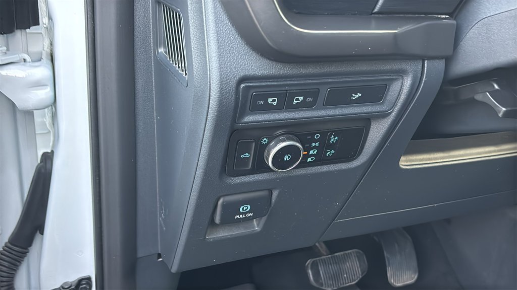 Used 2024 Ford F150 XLT AWD/4WD image 12