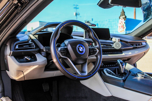 Used 2016 BMW i8 image 27