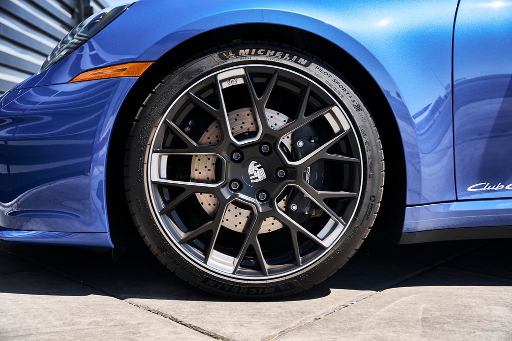 Used 2026 Porsche 911 Carrera T RWD image 6
