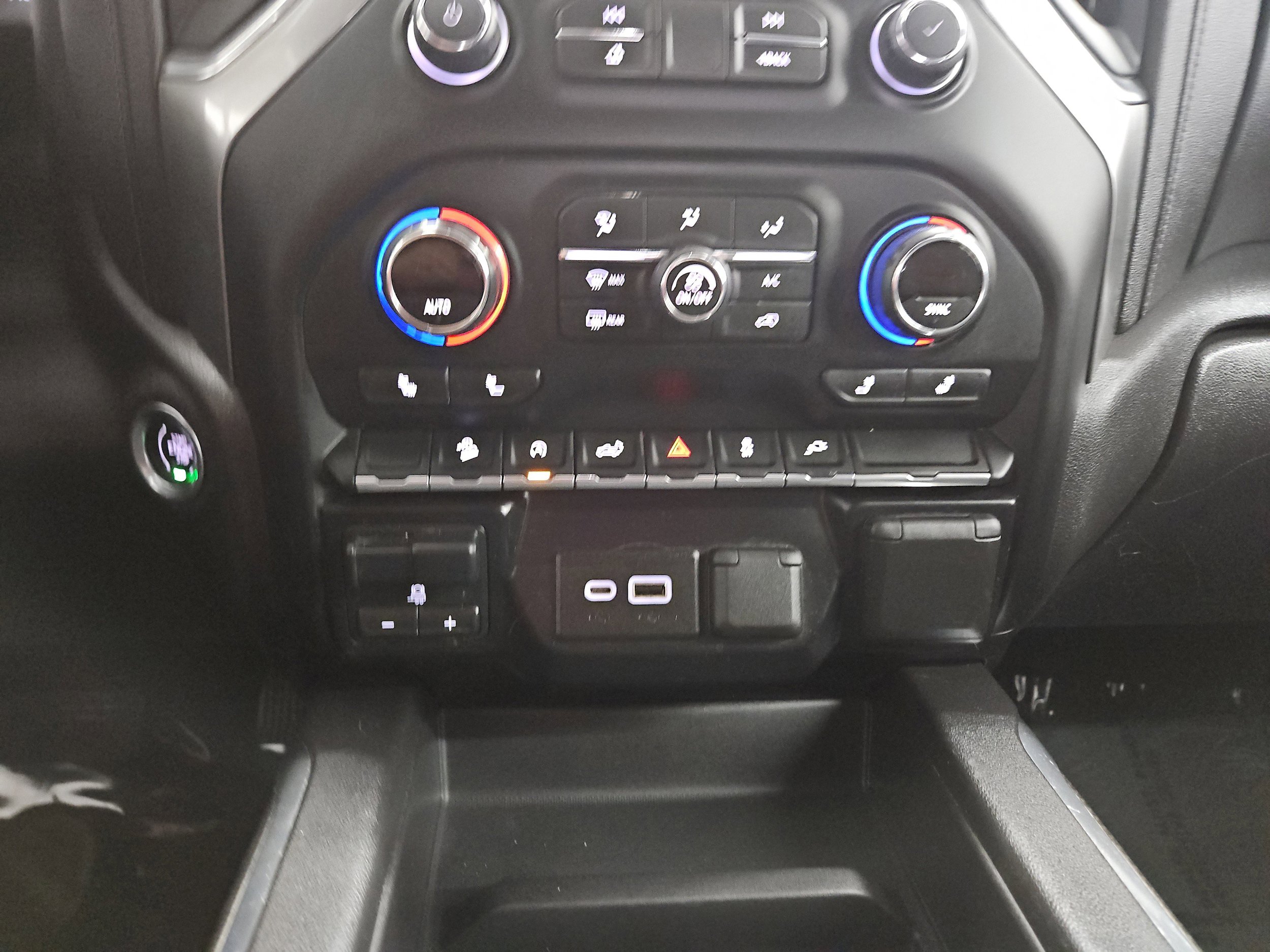 Used 2021 Chevrolet Silverado 1500 RST w/ All Star Edition Plus AWD/4WD image 18