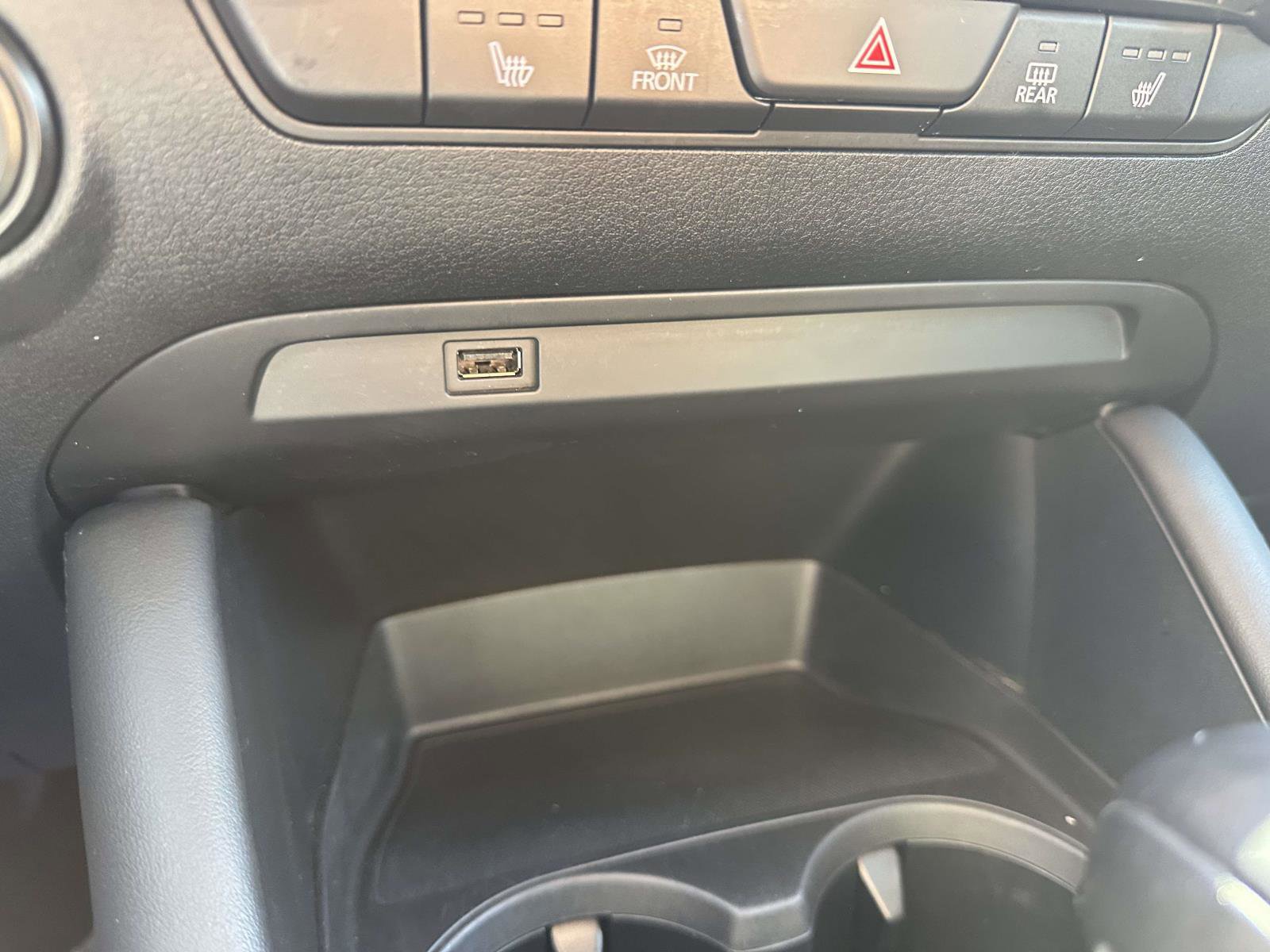 Used 2020 MAZDA MAZDA3 Premium Package image 22