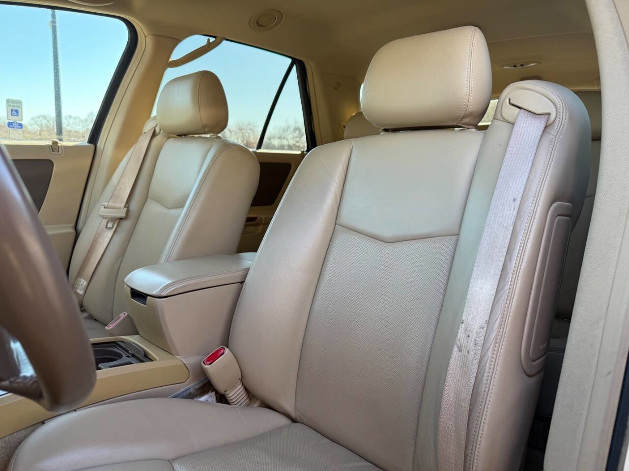 Used 2006 Cadillac SRX w/ Drivers Level One Package AWD/4WD image 14