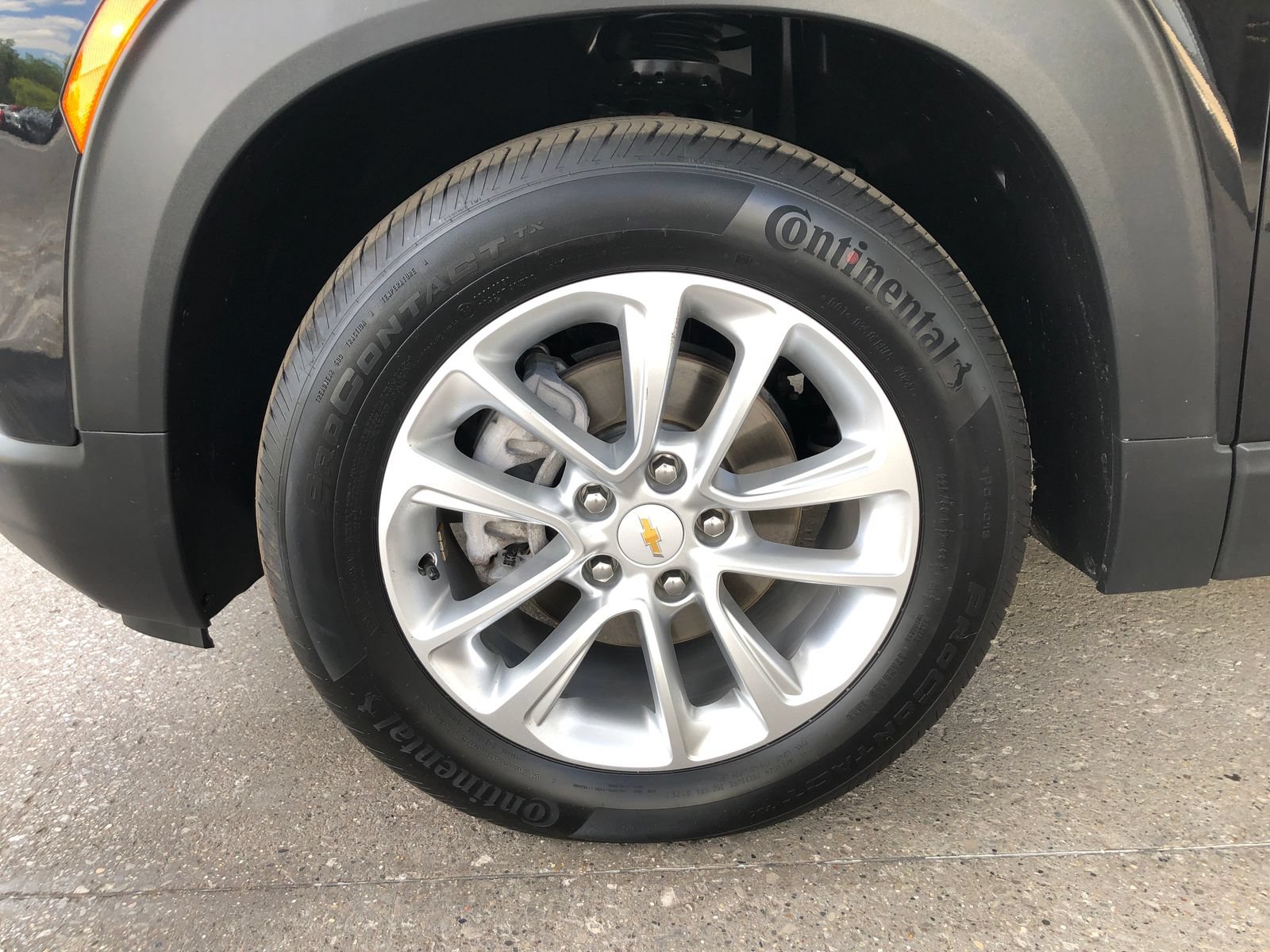 Used 2025 Chevrolet TrailBlazer LS w/ LS Convenience Package FWD image 4