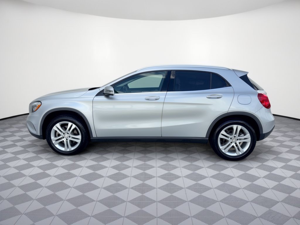 Used 2015 Mercedes-Benz GLA 250 4MATIC image 2