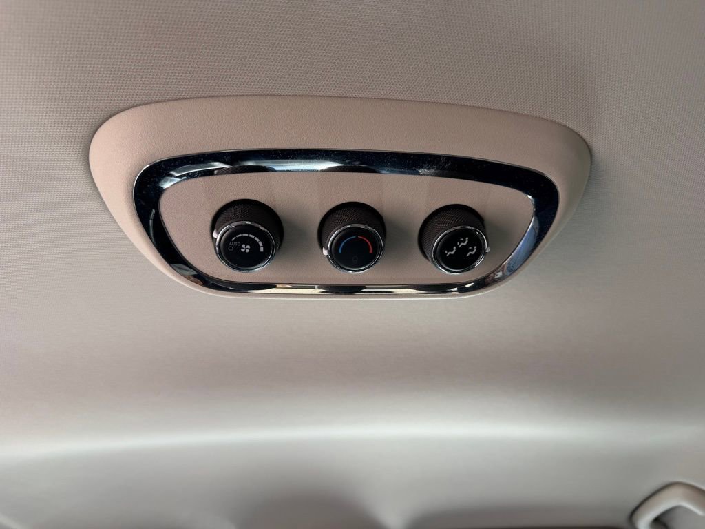 Used 2015 Dodge Durango SXT w/ Quick Order Package 23B image 25