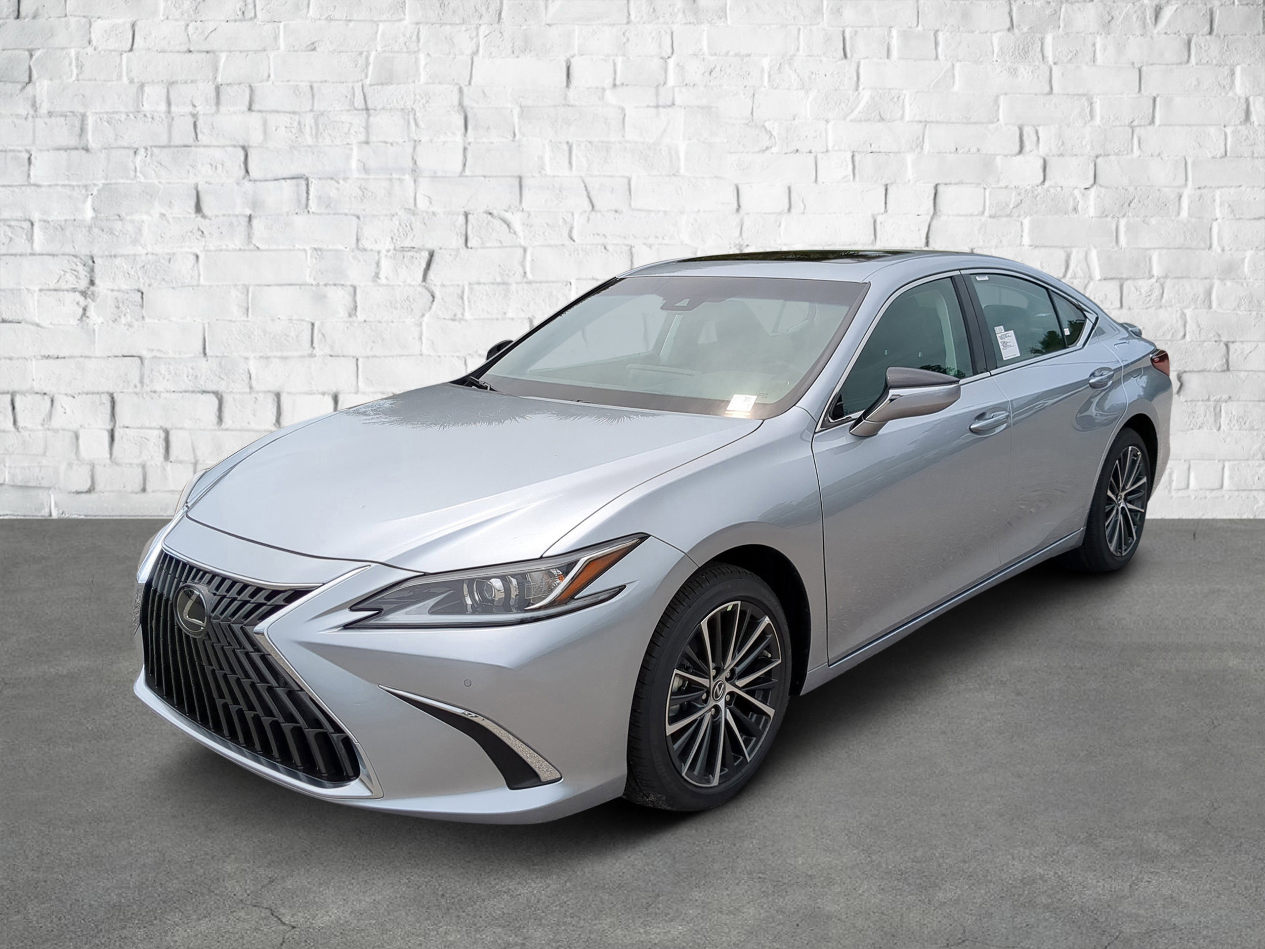 New 2025 Lexus ES 300h w/ Premium Package image 8
