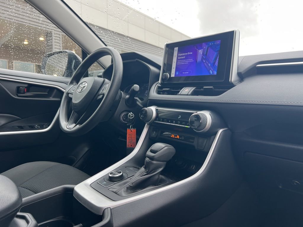 Used 2025 Toyota RAV4 LE image 2