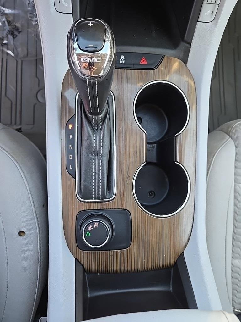 Used 2019 GMC Acadia SLE w/ LPO, Floor Liner Package image 22