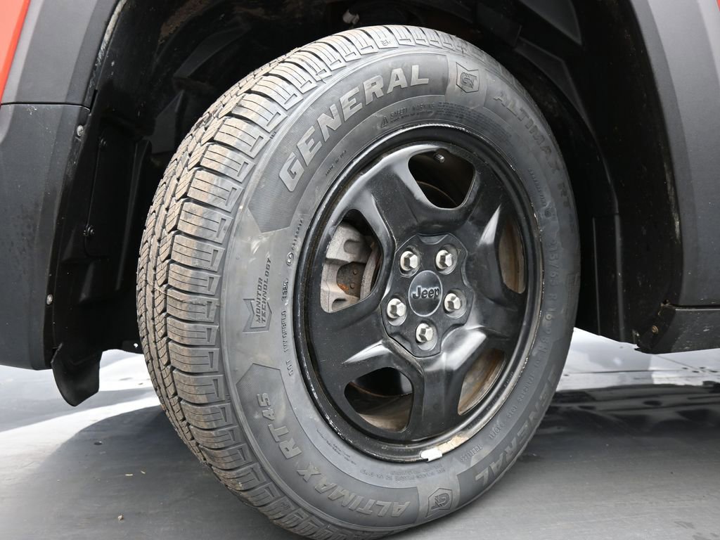 Used 2017 Jeep Renegade Sport w/ Power & Air Group image 42