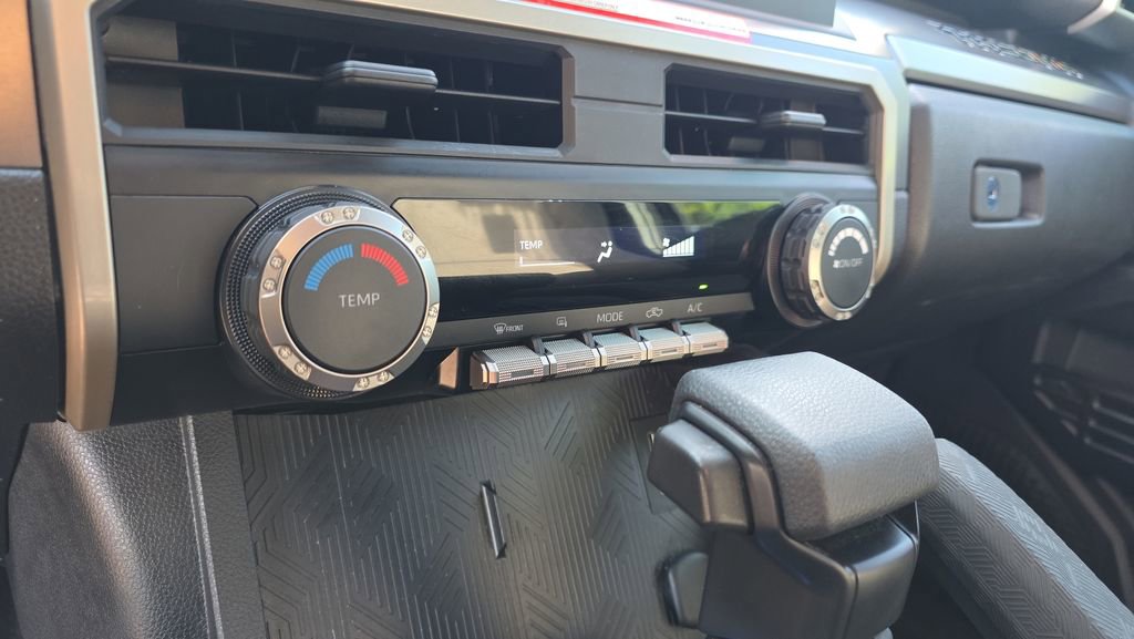 Used 2024 Toyota Tacoma SR5 RWD image 23
