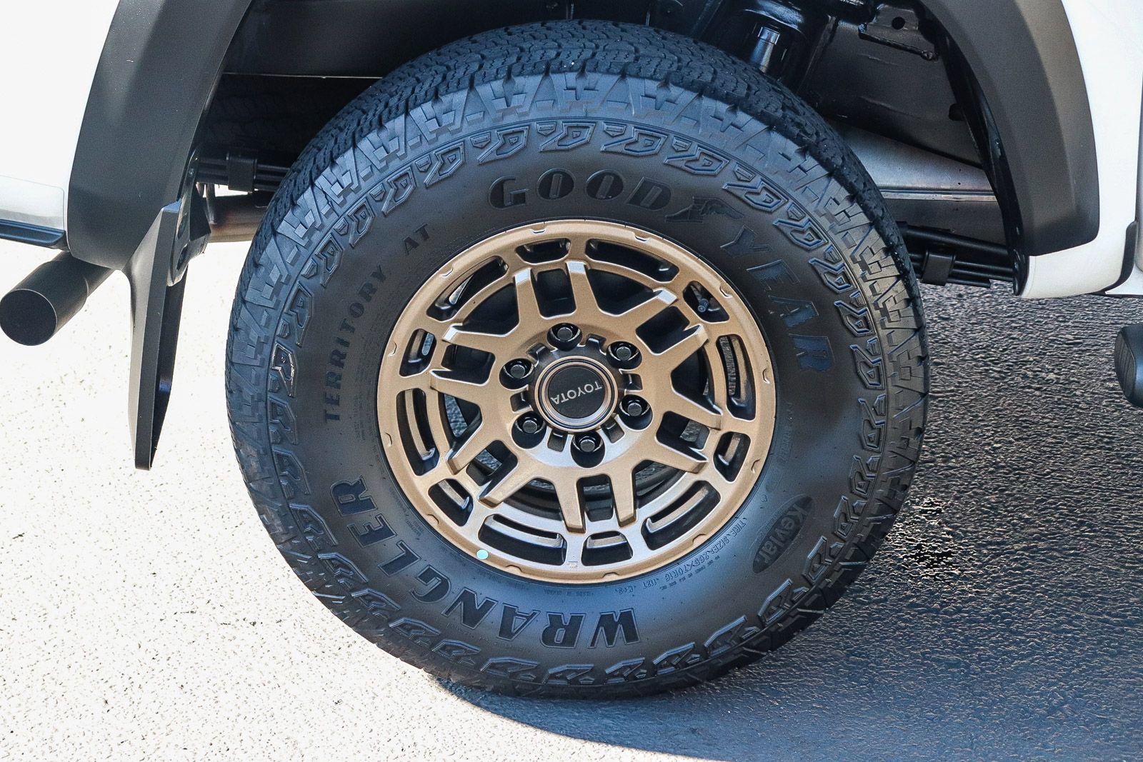 Certified 2023 Toyota Tacoma 4x4 Double Cab image 12