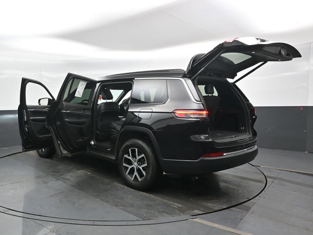 Used 2024 Jeep Grand Cherokee L Limited w/ Luxury Tech Group II image 48