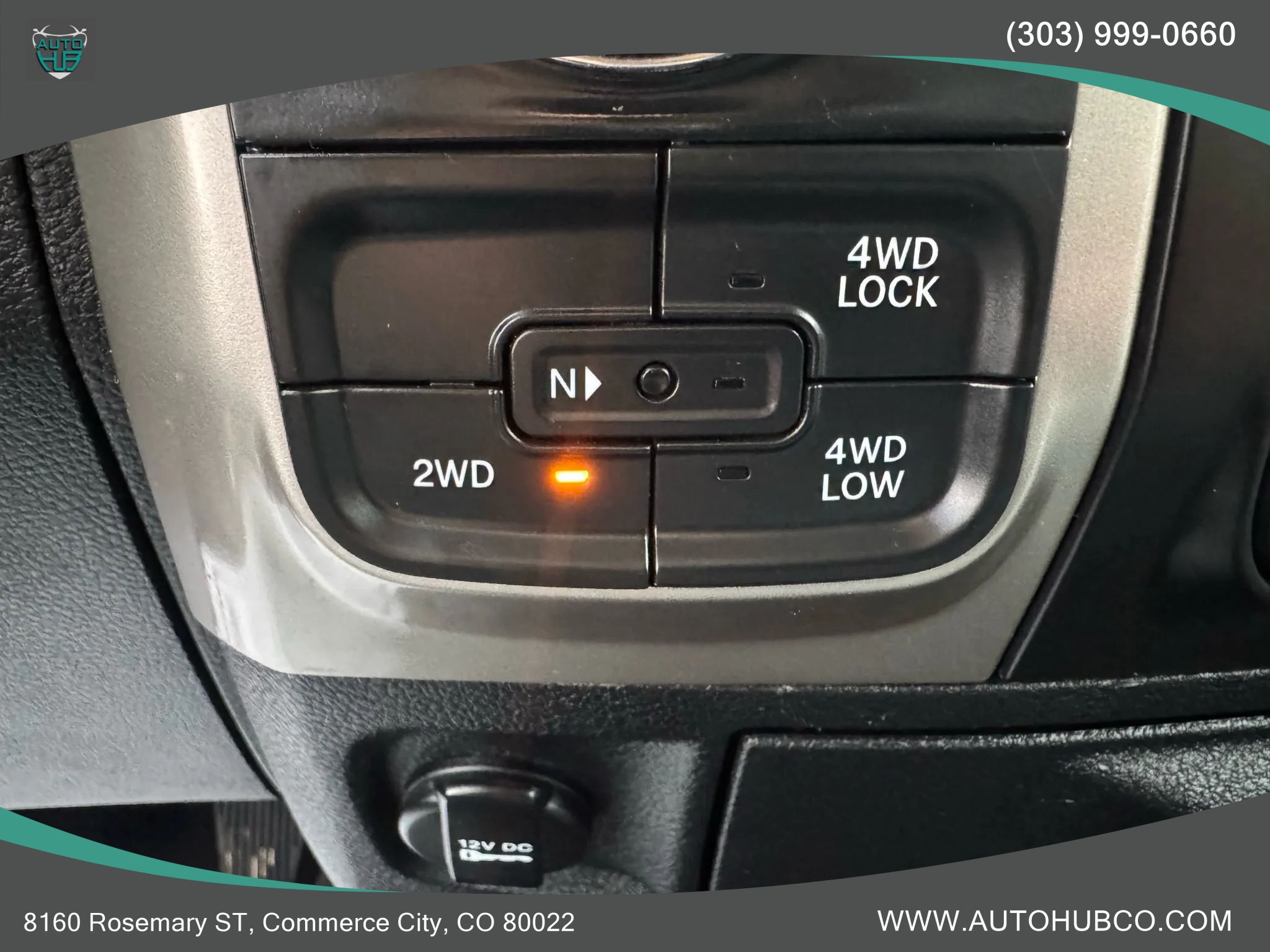 Used 2017 RAM 1500 Classic SLT AWD/4WD image 18