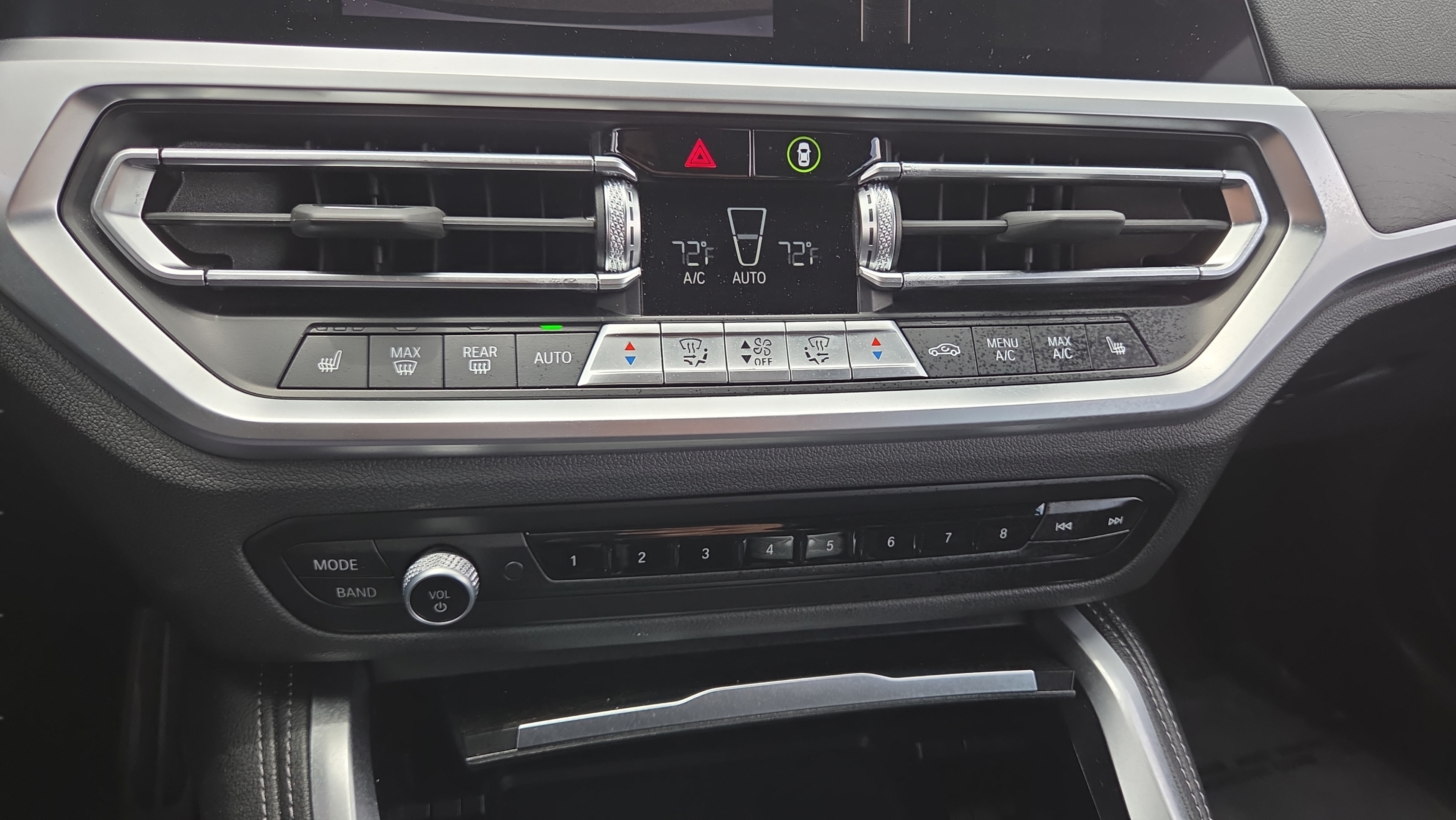 Used 2022 BMW M440i Convertible w/ Premium Package RWD image 27