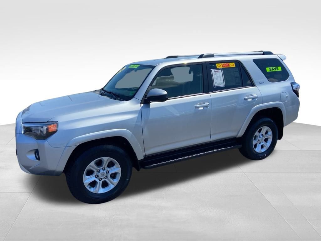 Used 2024 Toyota 4Runner SR5 image 32