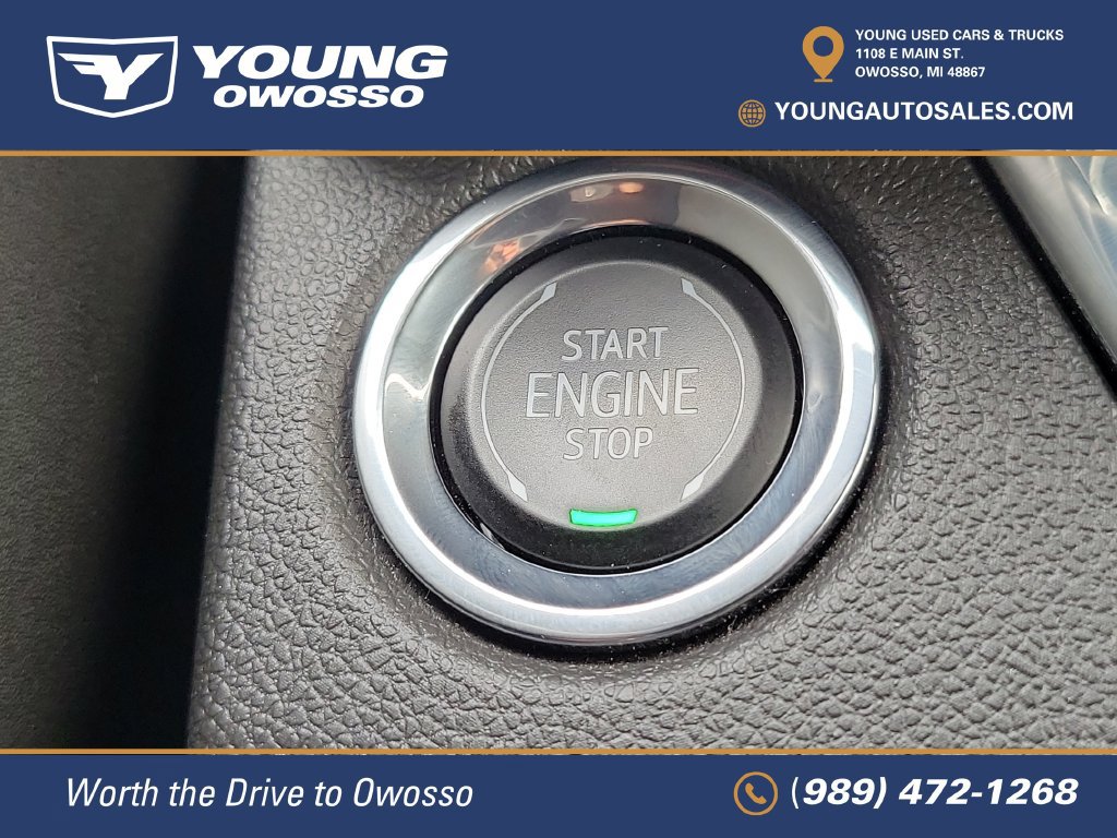 Used 2025 Buick Envista Sport Touring w/ Convenience I Package FWD image 18