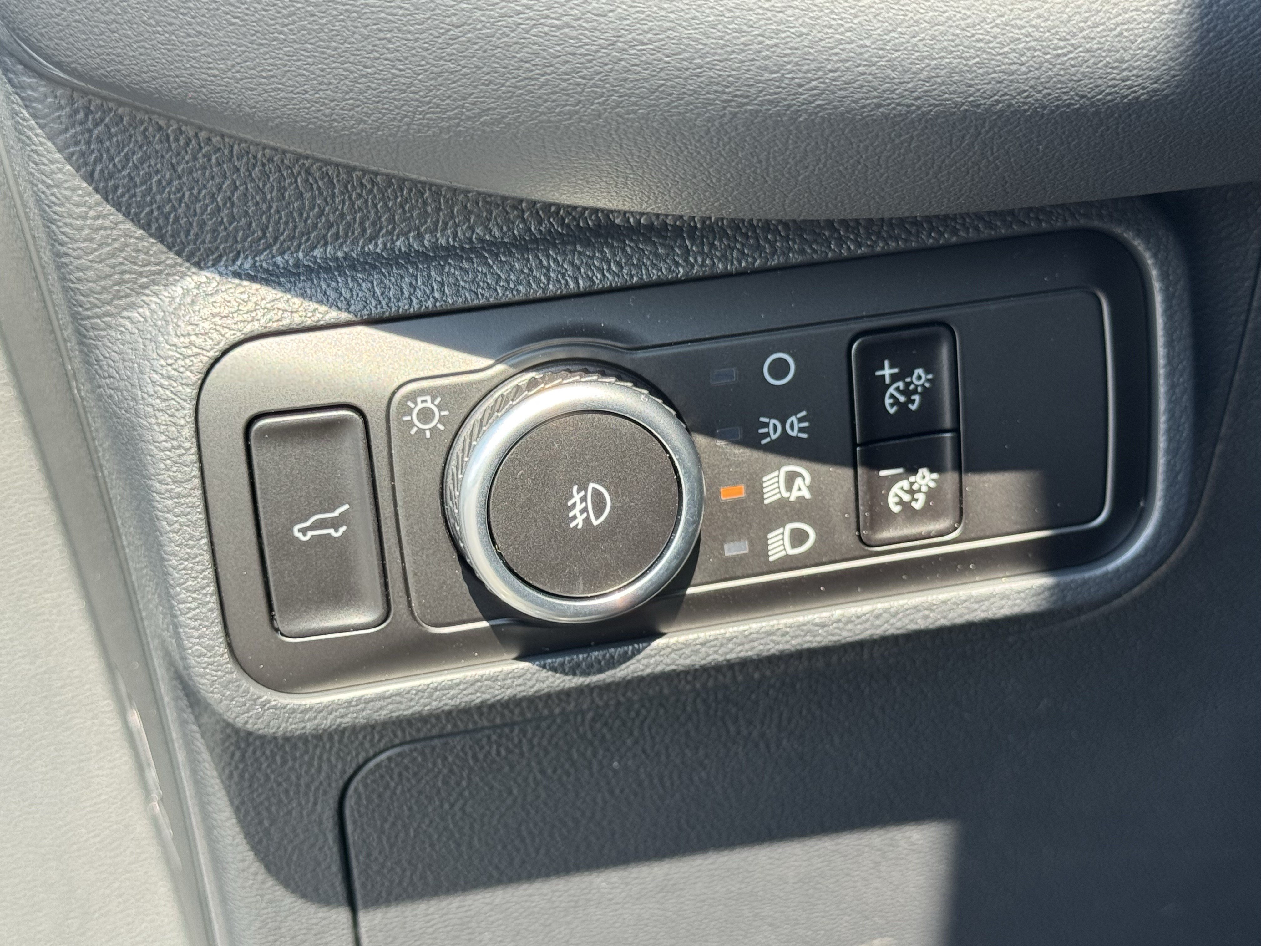 New 2026 Ford Explorer ST w/ Sun And Sound Package RWD image 38
