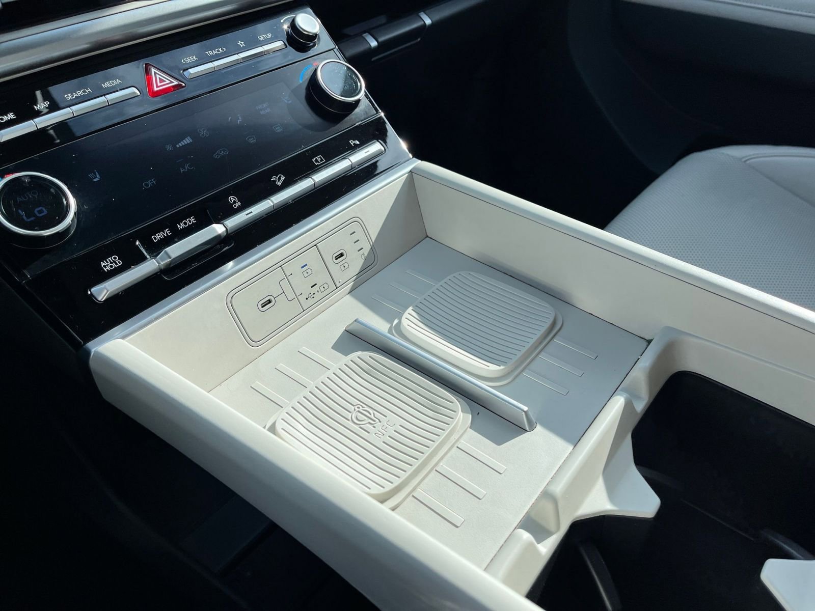 Used 2025 Hyundai Santa Fe SEL image 43