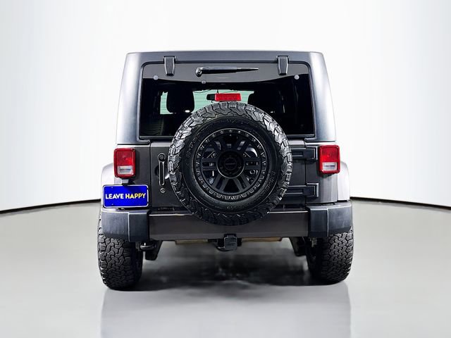 Used 2017 Jeep Wrangler Unlimited Sahara AWD/4WD image 6