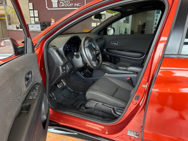 Used 2019 Honda HR-V Sport image 15