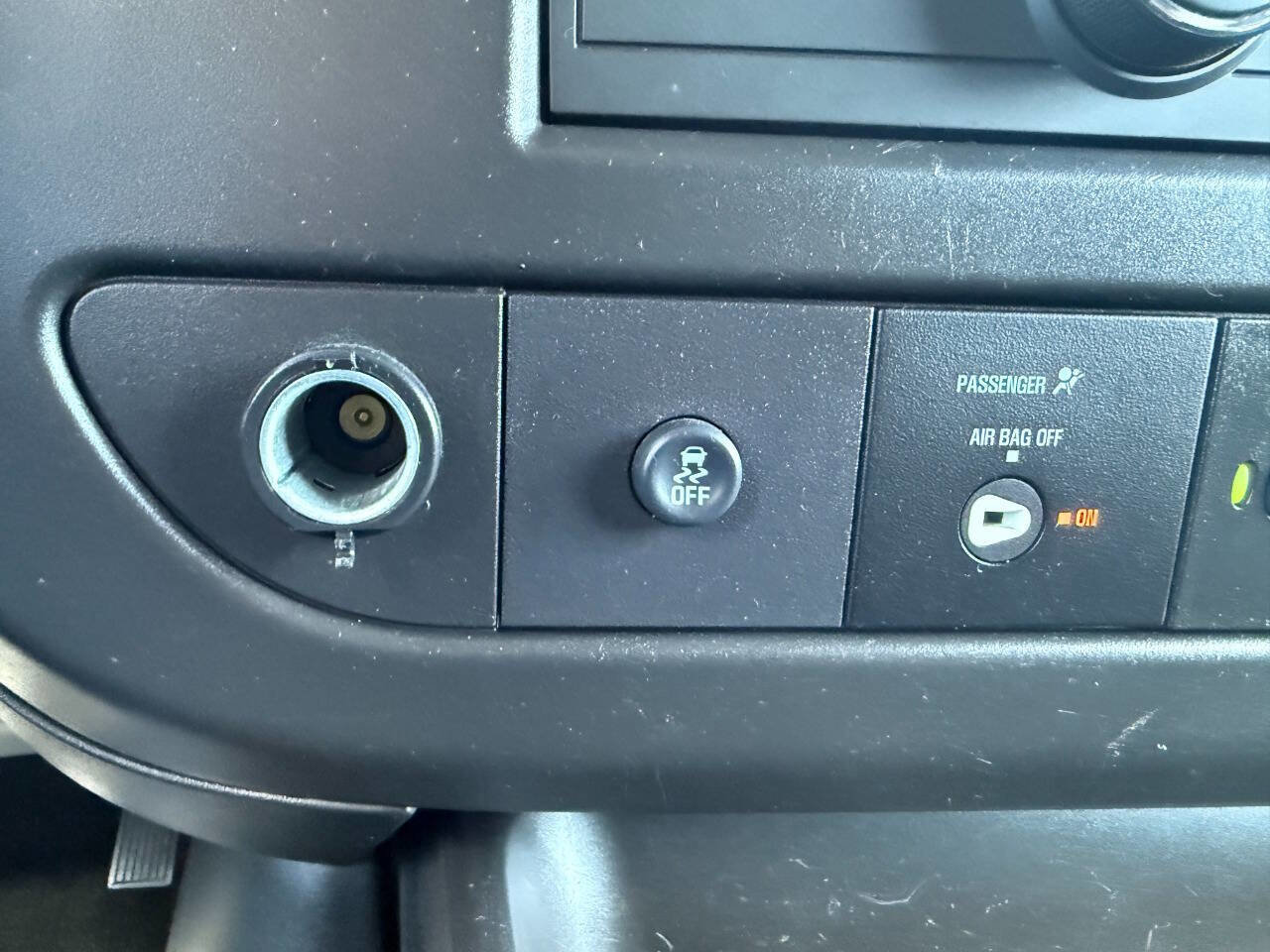 Used 2023 GMC Savana 2500 Extended w/ Driver Convenience Package RWD image 36